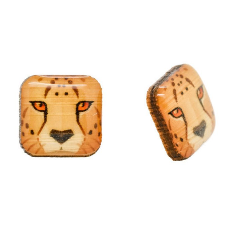 selatan animal stud earrings cheetah