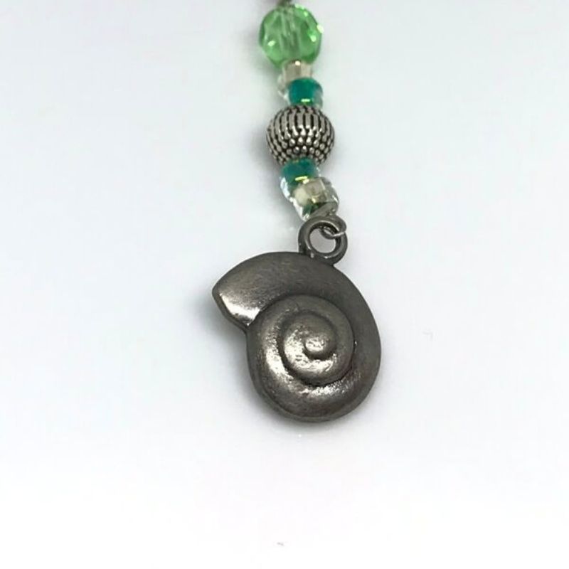 phone or bag charm shell with green and silver beads