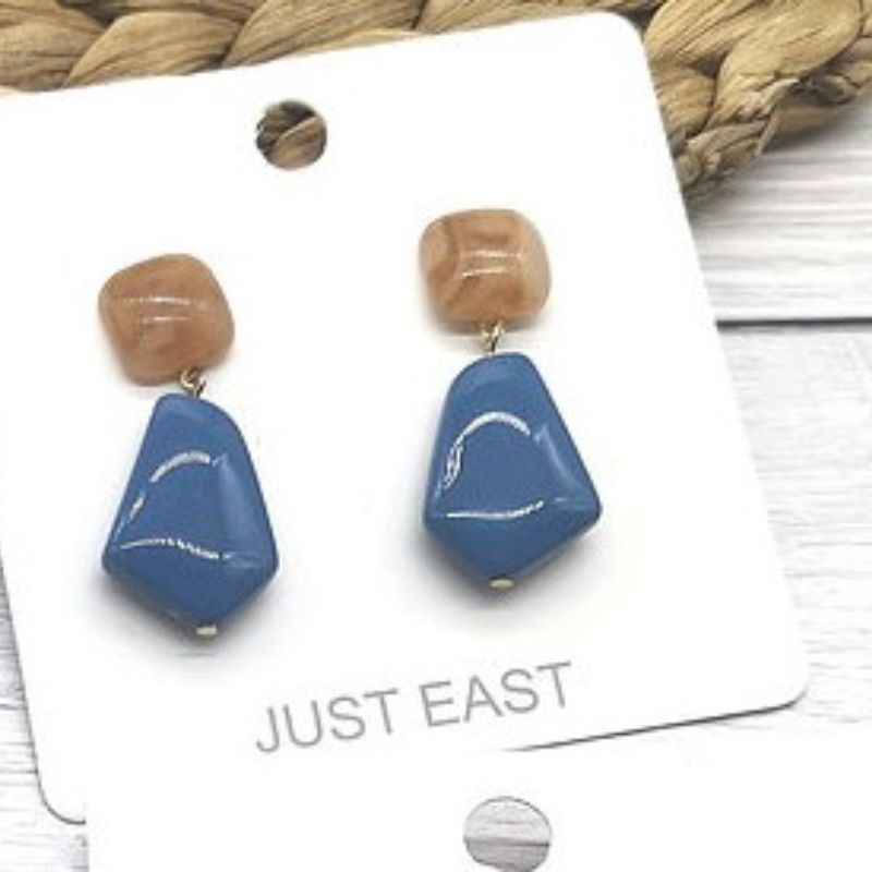 Resin dangles with tan square stud and triangular blue dangle